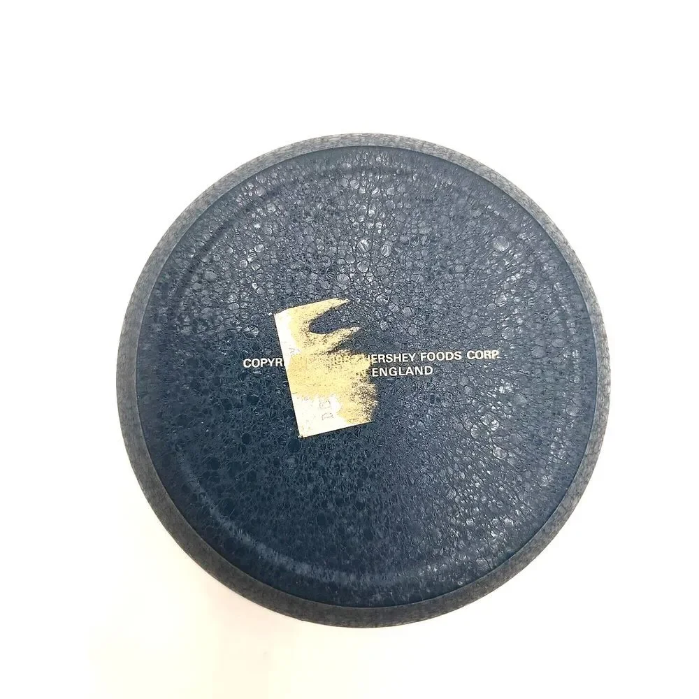 Hershey's Chocolate Tin Can‎ Collectible 1982 Made in England VINTAGE